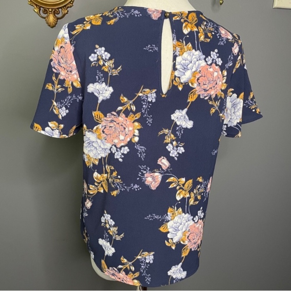 Floral Blouse - Picture 2 of 2